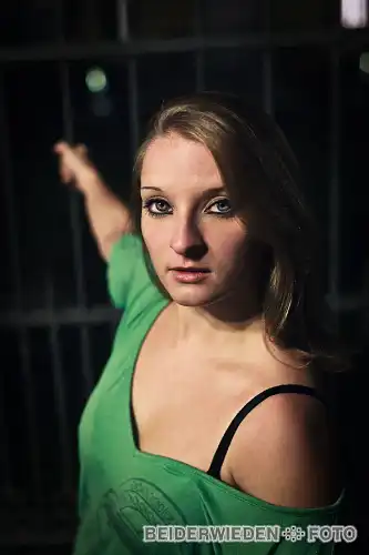 12112011-184811-shooting